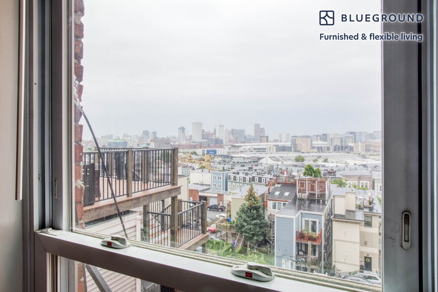 Building Photo - 538 East Broadway-SI FL4-ID474