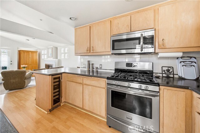 Building Photo - 440 Marine Pl
