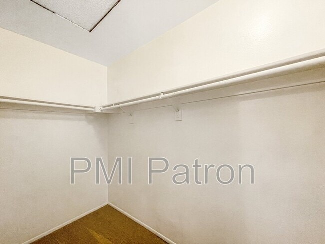 Building Photo - 11802 Los Alisos Cir