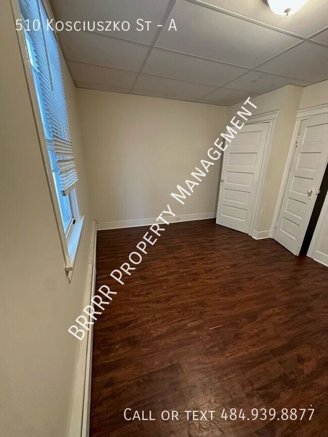 Building Photo - 510 Kosciuszko St