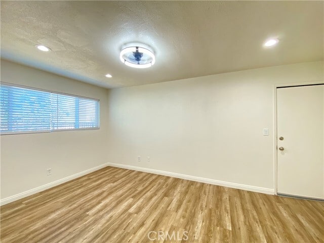 Building Photo - 414 E Rte 66