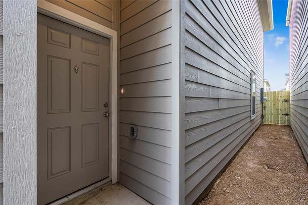 Building Photo - 15010 Eagle feather ct.