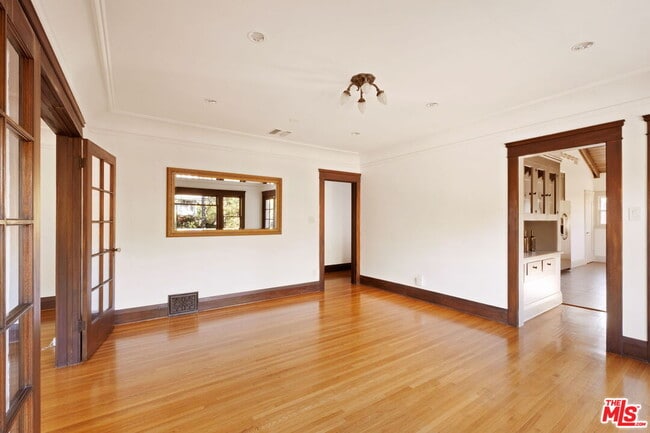 Building Photo - 5850 Foothill Dr