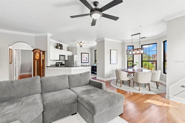 Building Photo - 2746 Via Tivoli