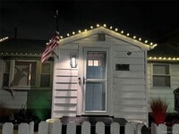 Building Photo - 800 S 6th St