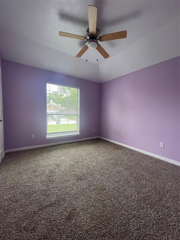 Building Photo - 22207 Falconwood Ln
