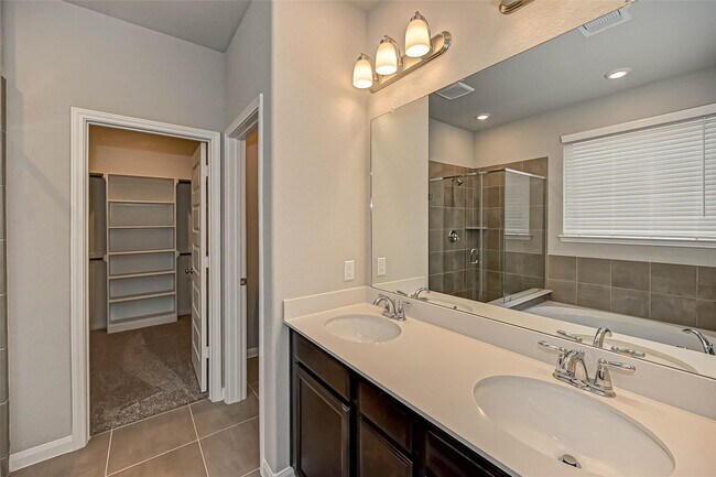 Building Photo - 1214 Dry Cork Cir