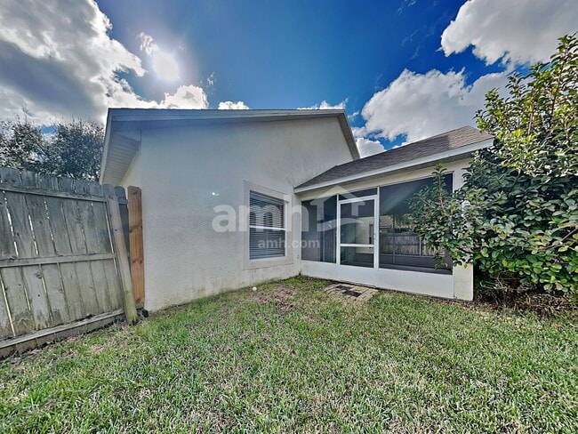 Building Photo - 1353 Crimson Clover Ln