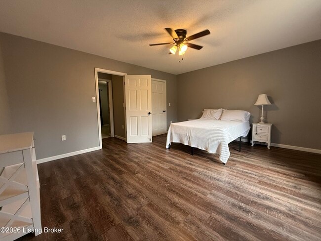 Building Photo - 2009 Sunbeam Rd