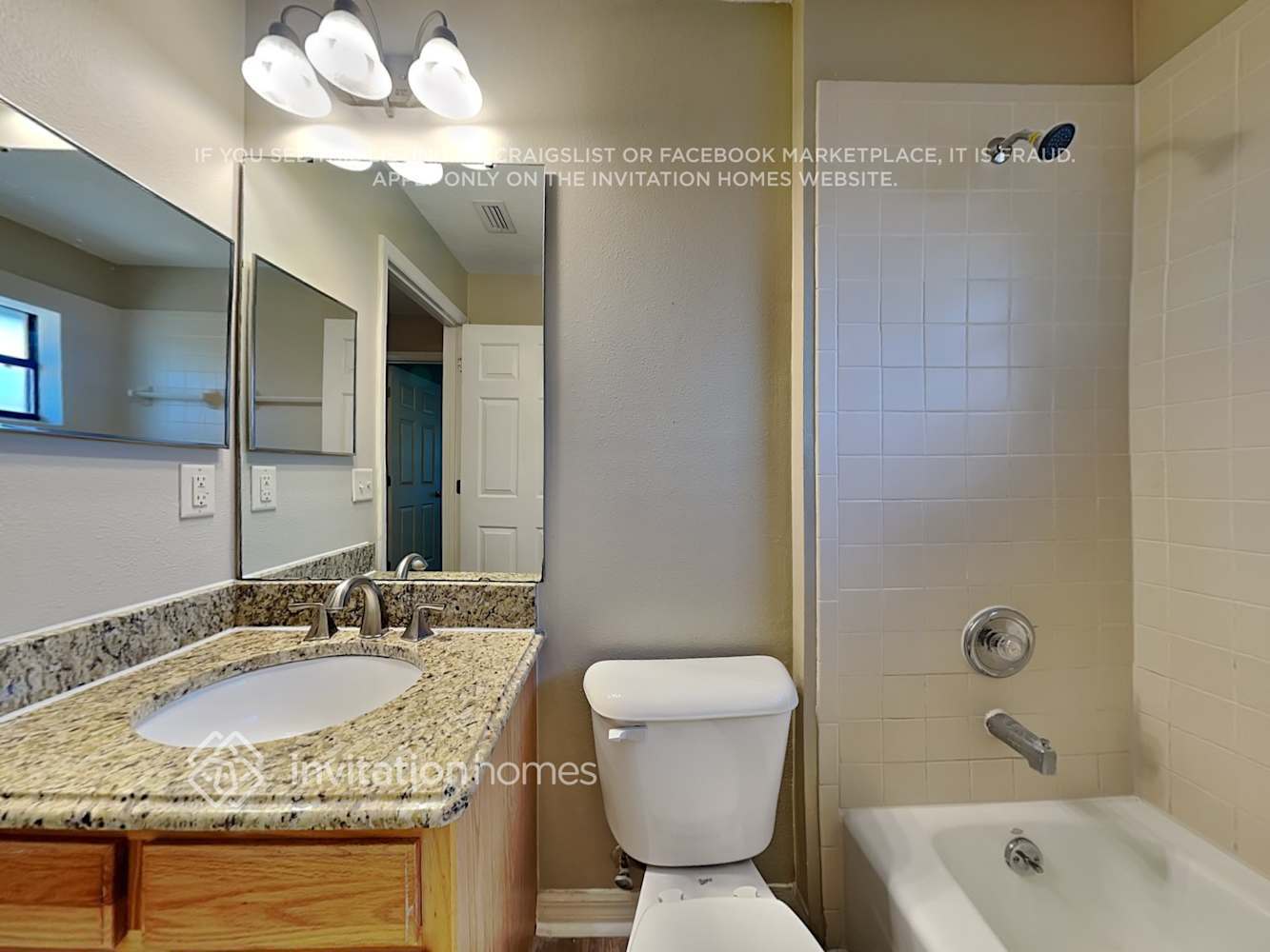 Building Photo - 4460 Treasure Cay Rd