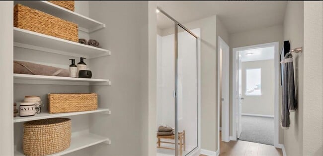 Building Photo - 257 Frogmore Lp