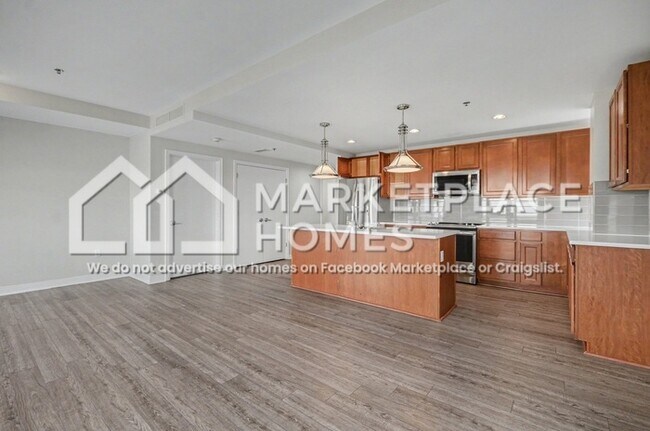 Building Photo - 525 W Lafayette Blvd