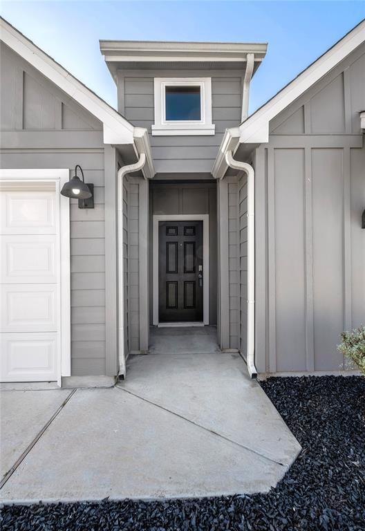 Building Photo - 645 Jane Long Dr