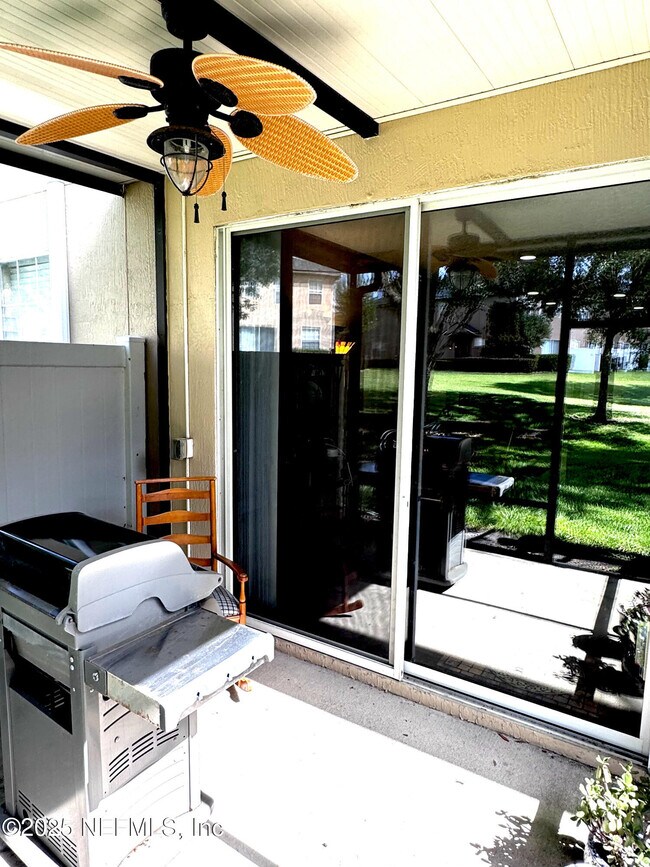 Building Photo - 3685I Creswick Cir