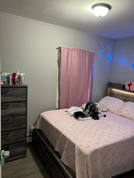 Building Photo - 408 Cass Ave