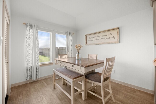 Building Photo - 1134 Della Ln