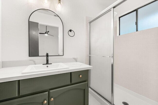 Building Photo - 4717 Boylston Ct