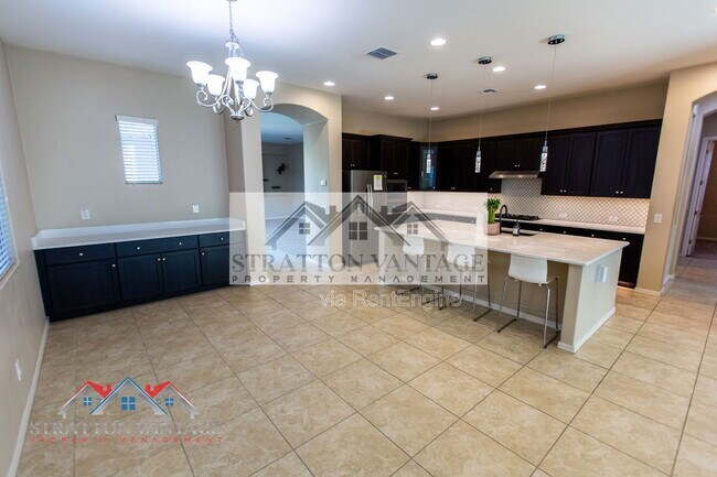 Building Photo - 4179 E Cynthia St