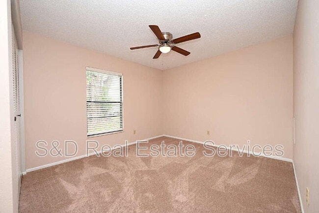 Building Photo - 1018 Sunshine Way SW