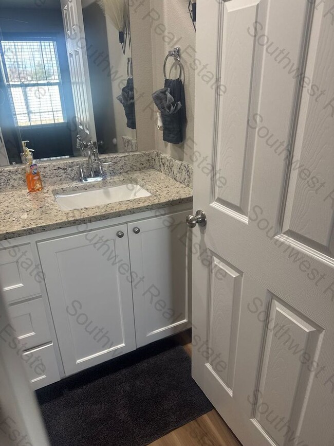 Building Photo - 3116 Westminster Dr