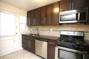 Interior Photo - Commonwealth Garden Townhomes