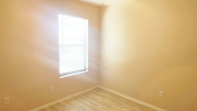 Building Photo - 4 bedroom in Chandler