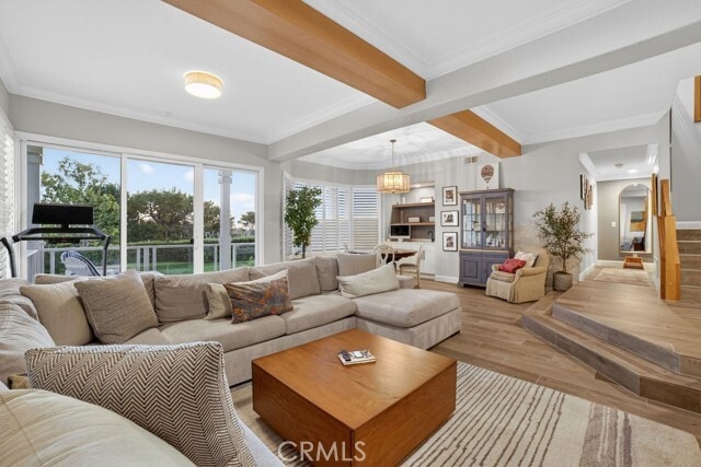 Building Photo - 5 Northampton Ct