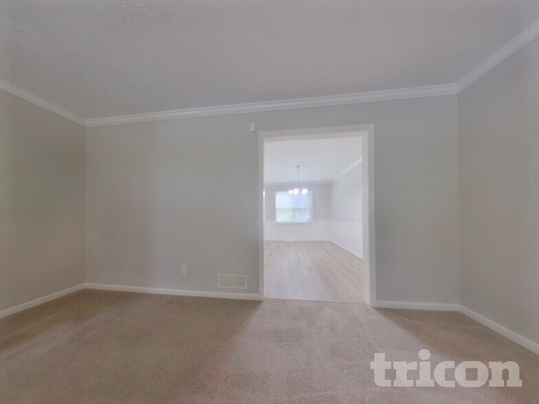 Building Photo - 2913 Meadowsweet Trail