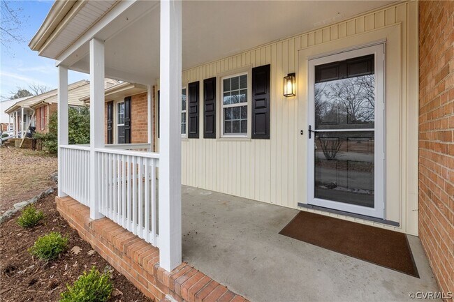 Building Photo - 1724 Lauderdale Dr