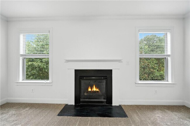 Building Photo - 5260 Breckinridge Ln