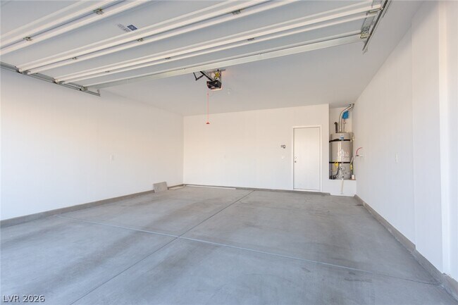 Building Photo - 9583 Noah Pointe Ave