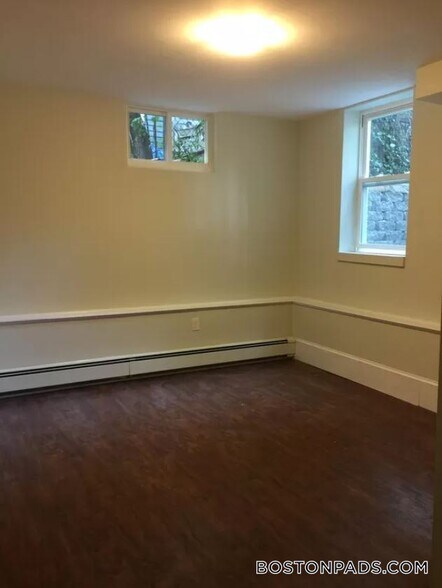 Building Photo - 231 Norfolk St