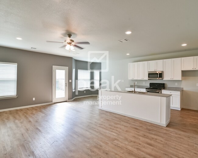 Building Photo - $1950! 3Bed/2Bath home in Fort Worth!