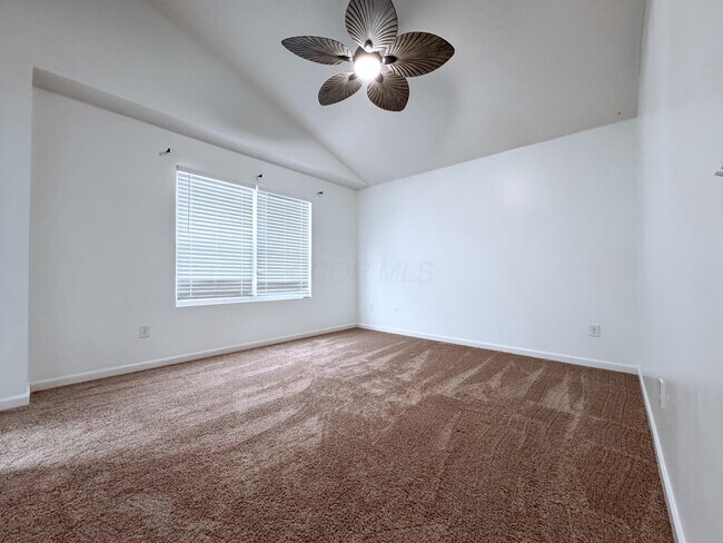 Building Photo - 7257 Reynolds Crossing Dr