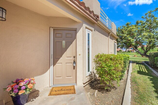 Building Photo - 78179 Crimson Ct