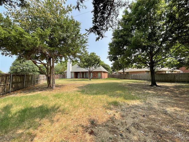 Building Photo - 6030 Bentwood Dr