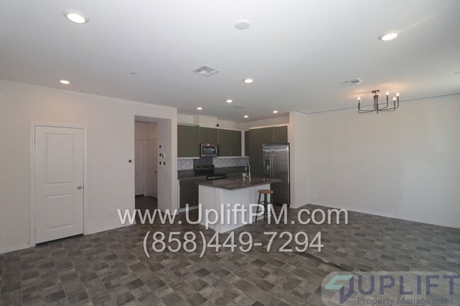 Building Photo - 36351 Elizabeth Ln