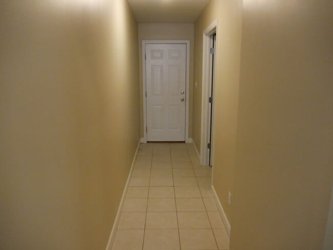 Building Photo - Beautiful Home in Hahira!!