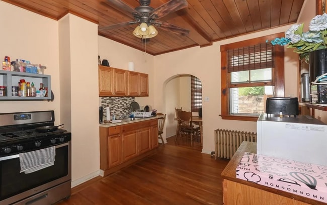 Kitchen/Breakfast nook - 416 Ada St