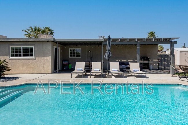 Building Photo - 2415 E Finley Rd