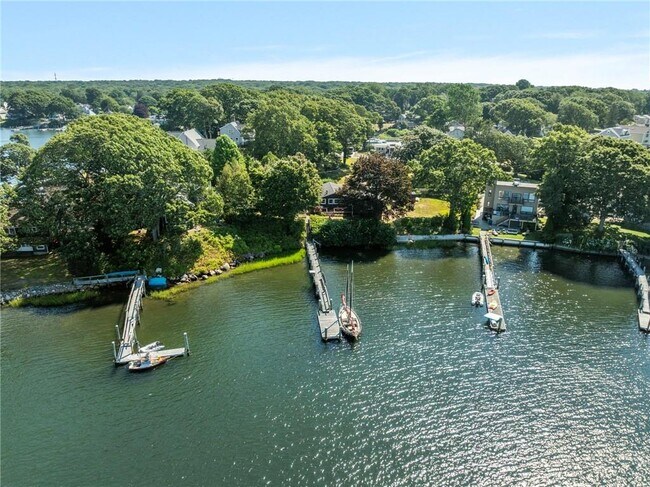 Building Photo - 14 Betty Hill Rd