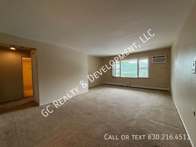 Building Photo - 312 N Warwick Ave