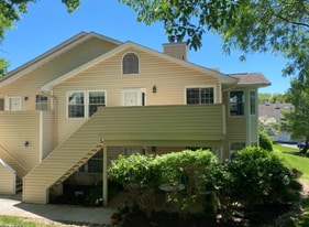 Building Photo - 8 Dunbar Ct