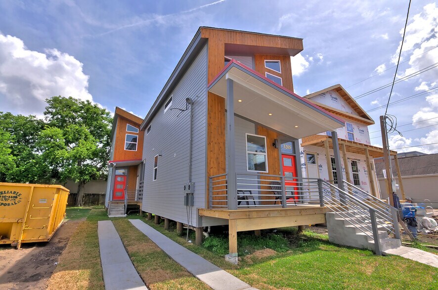 Front - 3205 Gravier Street