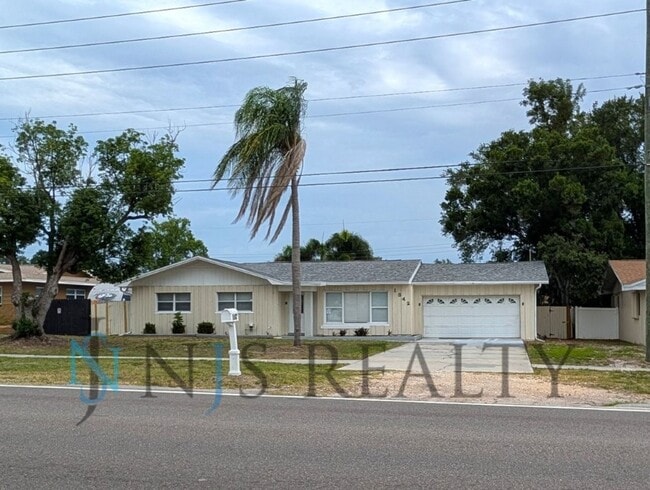 Building Photo - Just Reduced!!  POOL!! Beautiful 4/2/2 home with a POOL, 1700 Sq. Ft. with fenced yard, TONS of r...