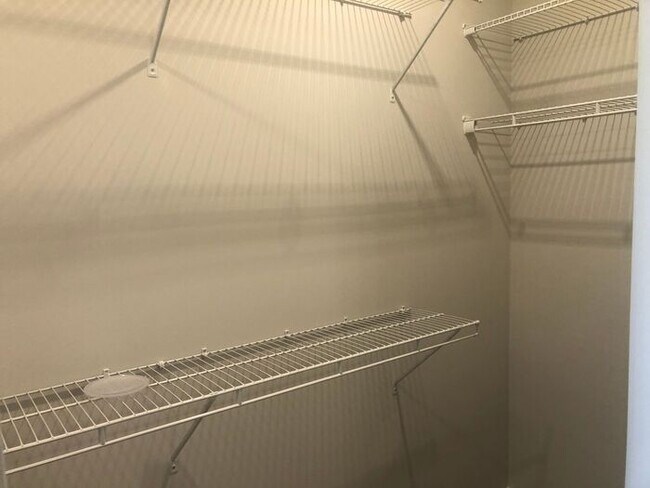 Building Photo - 2 Bed, 2 Bath in Alpine Meadow!