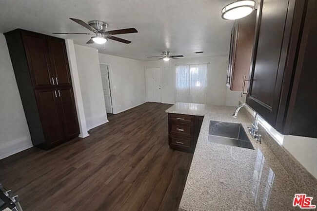 Building Photo - 2531 Manhattan Ave