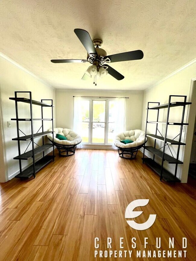 Building Photo - 4BR Coming Soon (May 15th or sooner)