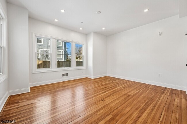 Building Photo - 30 Woodland Ave