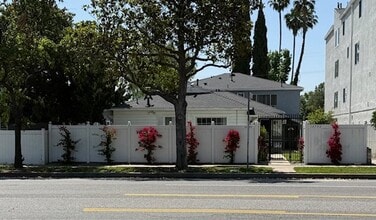 Building Photo - 14732 Burbank Blvd